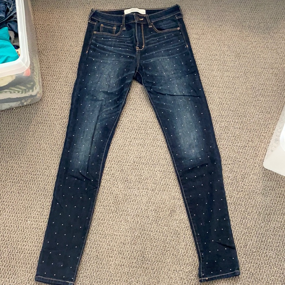 Abercrombie super dark jean w/ rhinestone